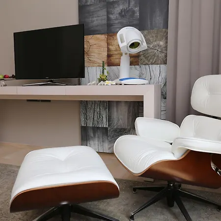 Zepter Belgrade, Member Of Zepter 4*